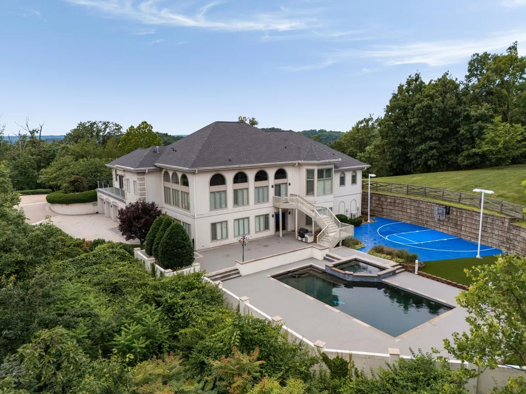 720 Valhalla Lane Brentwood TN 37027
