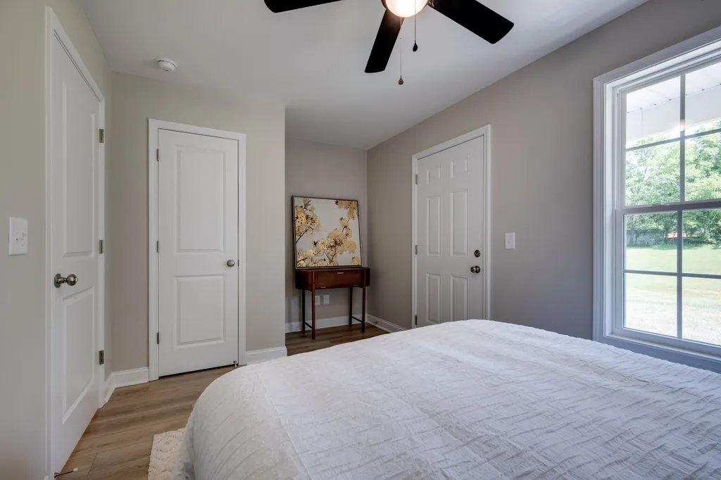 423 Via Drive Clarksville TN 37043