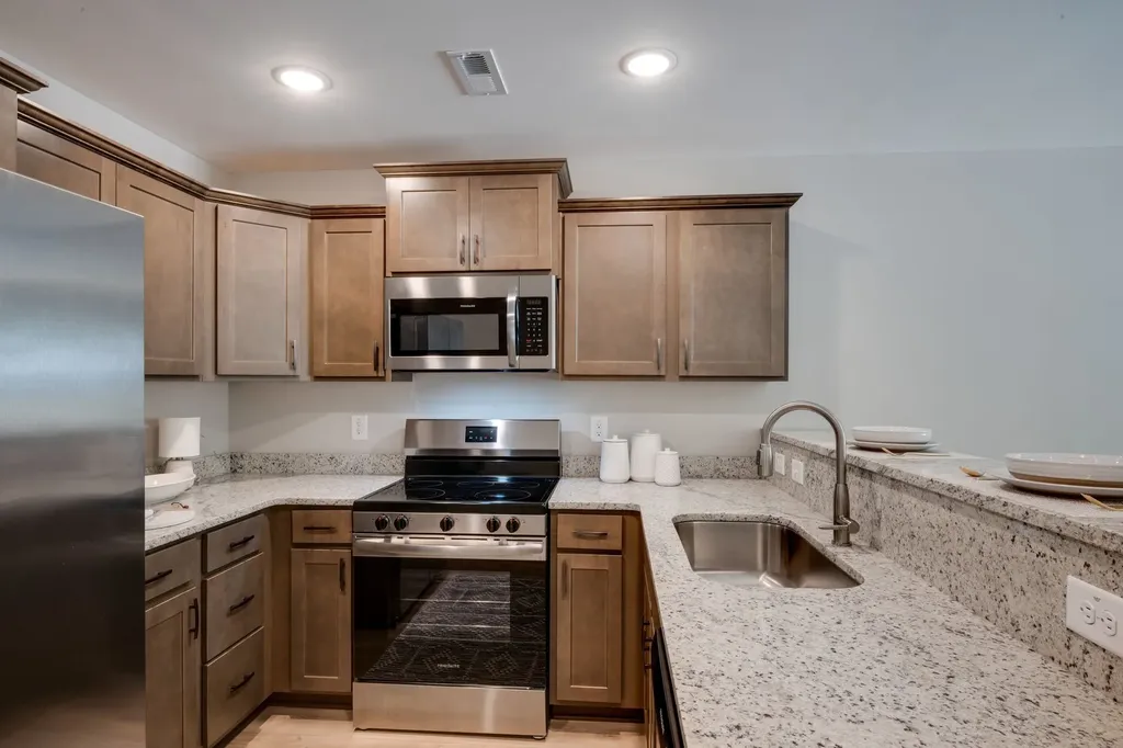 423 Via Drive Clarksville TN 37043