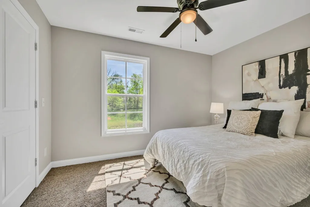 419 Via Drive Clarksville TN 37043