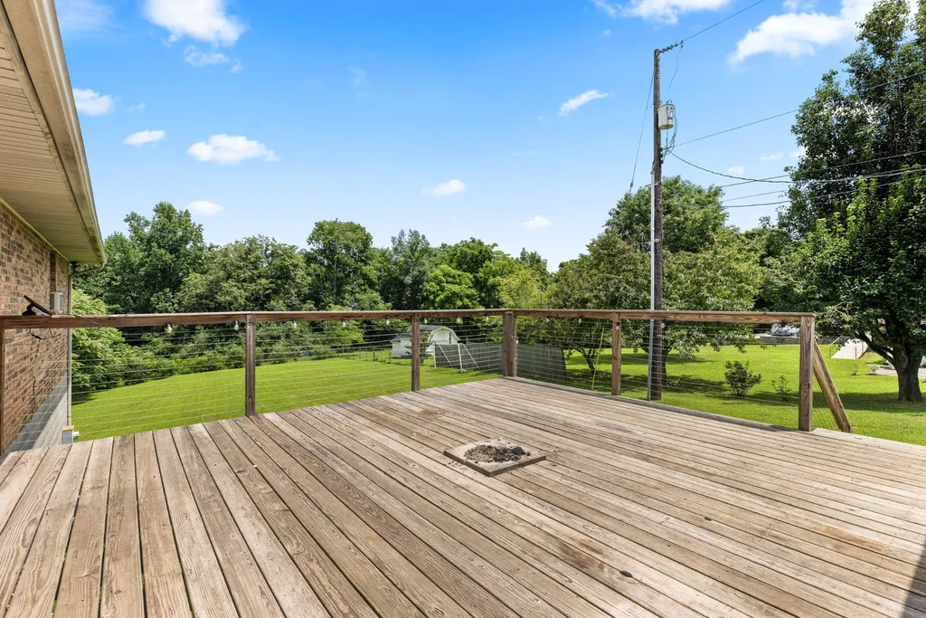 5664 Eatons Creek Road Joelton TN 37080