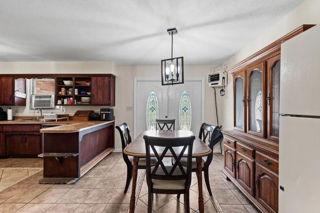 5664 Eatons Creek Road Joelton TN 37080