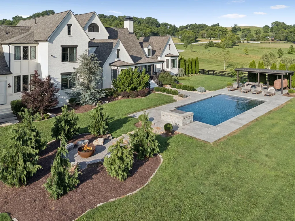 4067 Carters Creek Pike Franklin TN 37064