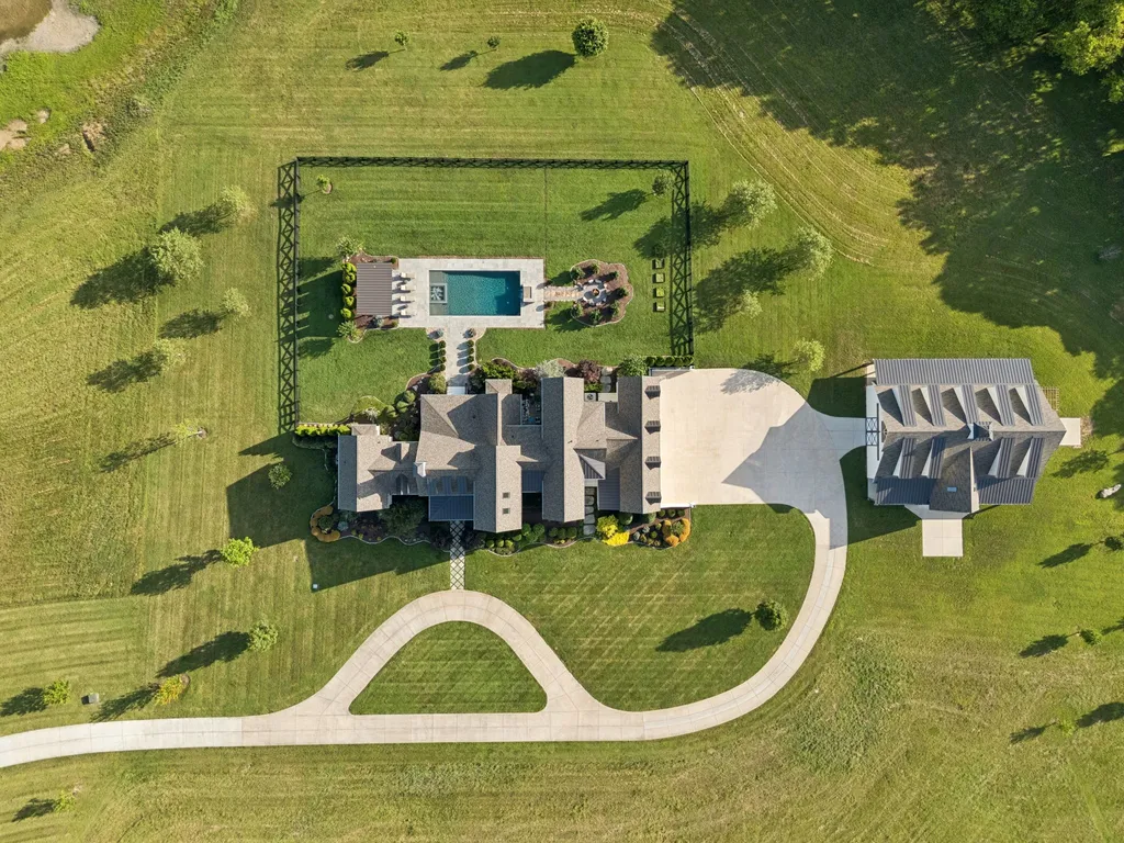 4067 Carters Creek Pike Franklin TN 37064