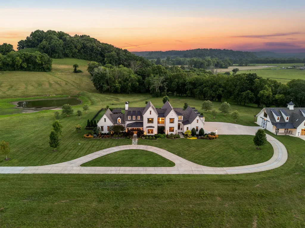 4067 Carters Creek Pike Franklin TN 37064