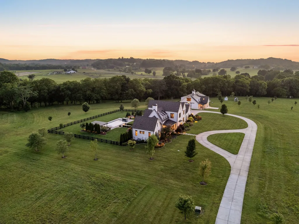4067 Carters Creek Pike Franklin TN 37064