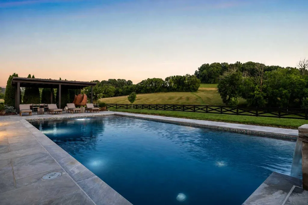 4067 Carters Creek Pike Franklin TN 37064