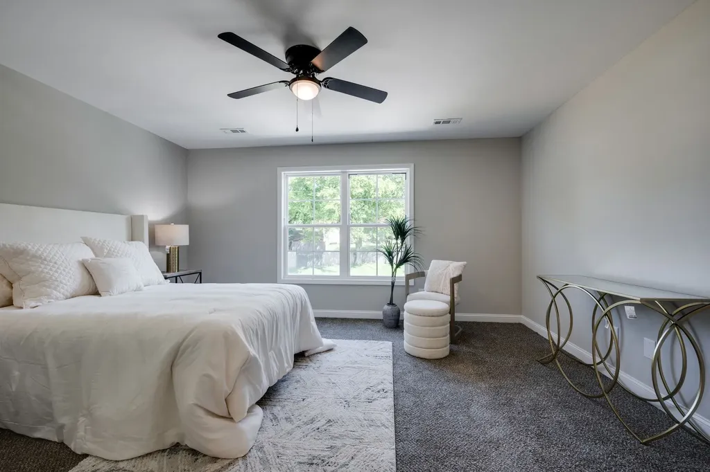 425 Via Drive Clarksville TN 37043