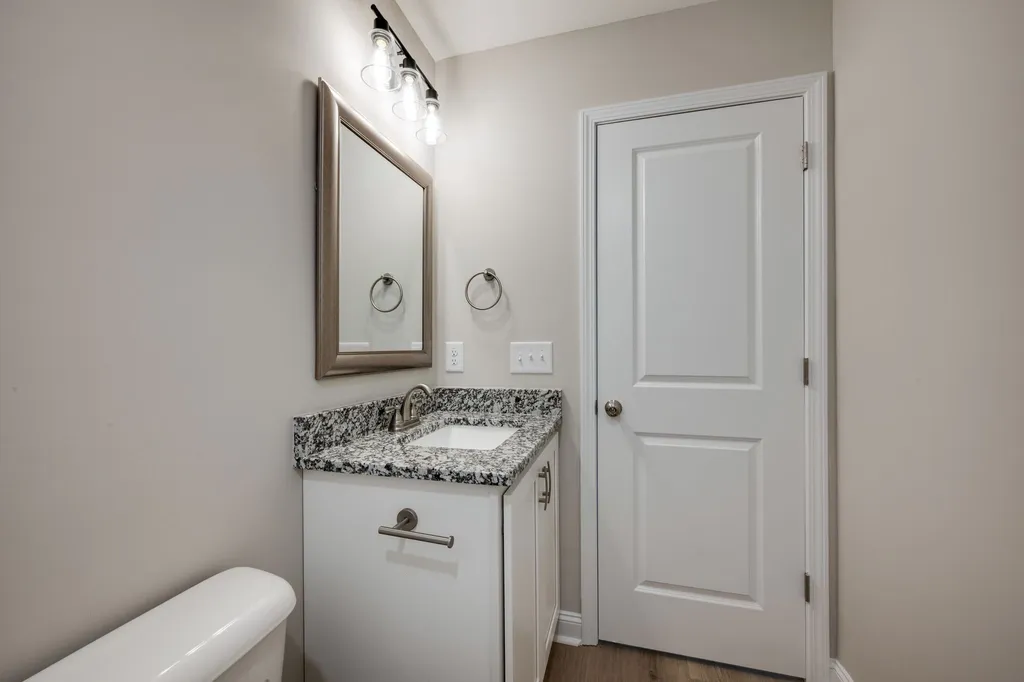 425 Via Drive Clarksville TN 37043