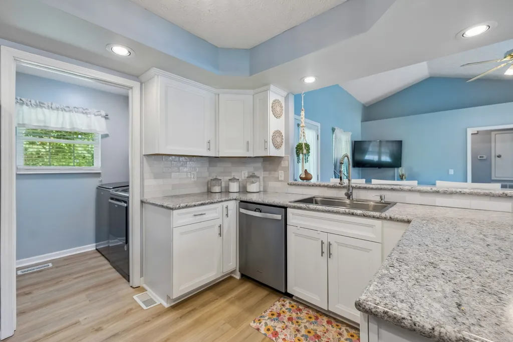 114 Kenwood Drive Portland TN 37148