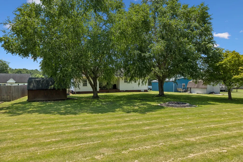 114 Kenwood Drive Portland TN 37148