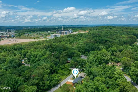 2613 Highland Park Drive Pigeon Forge TN 37863