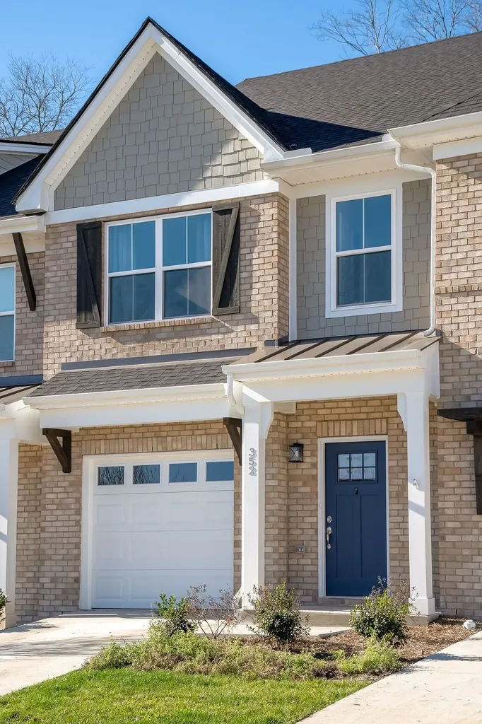 352 Banbury Drive Gallatin TN 37066