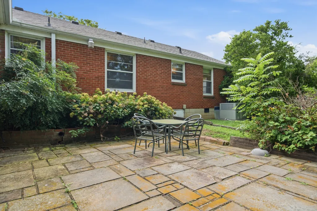 502 N Marthona Road Madison TN 37115