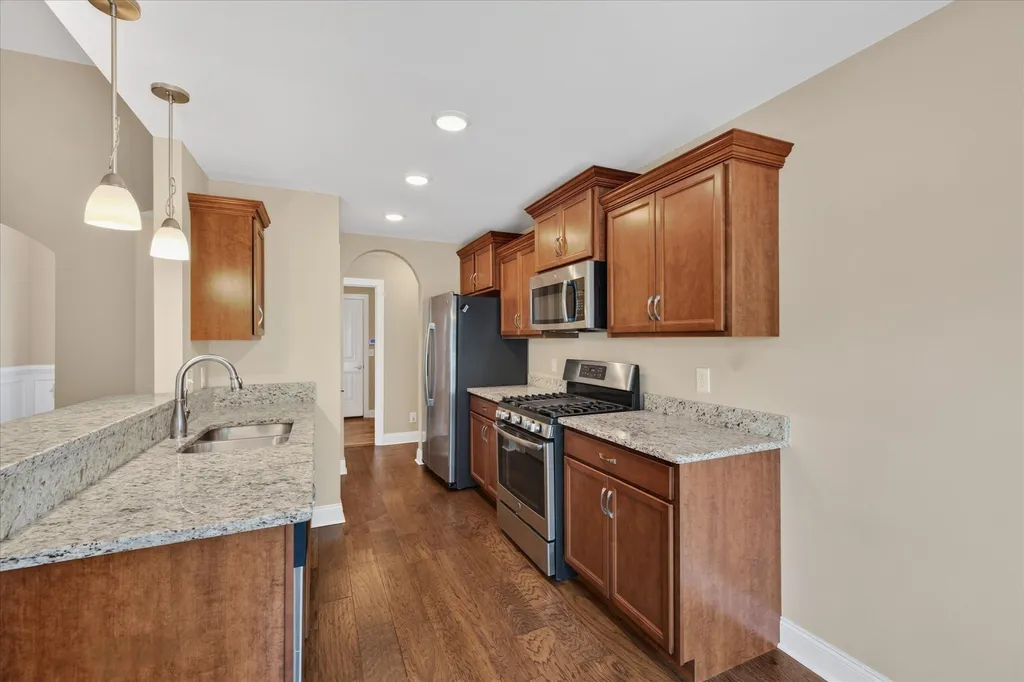 104 Thomas Traylor Lane Clarksville TN 37043