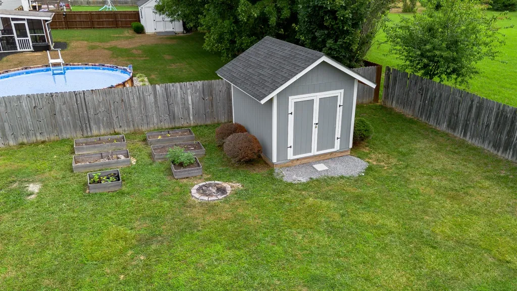 107 Locke Court Portland TN 37148