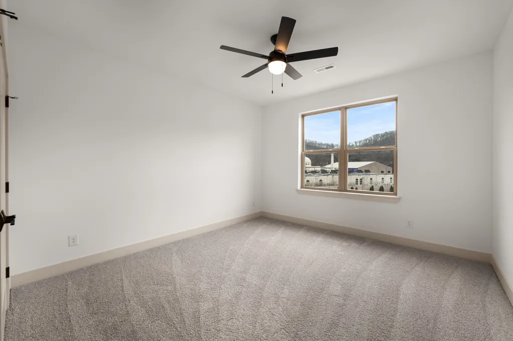 7341 Charlotte Pike Nashville TN 37209