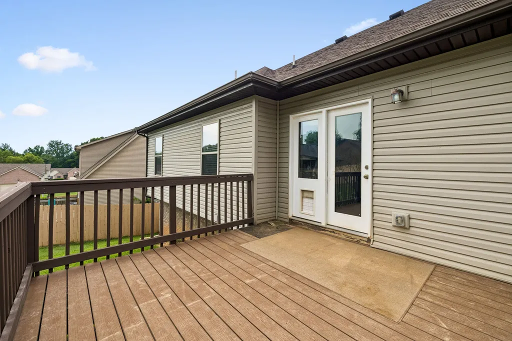 717 Arrowfield Drive Clarksville TN 37042