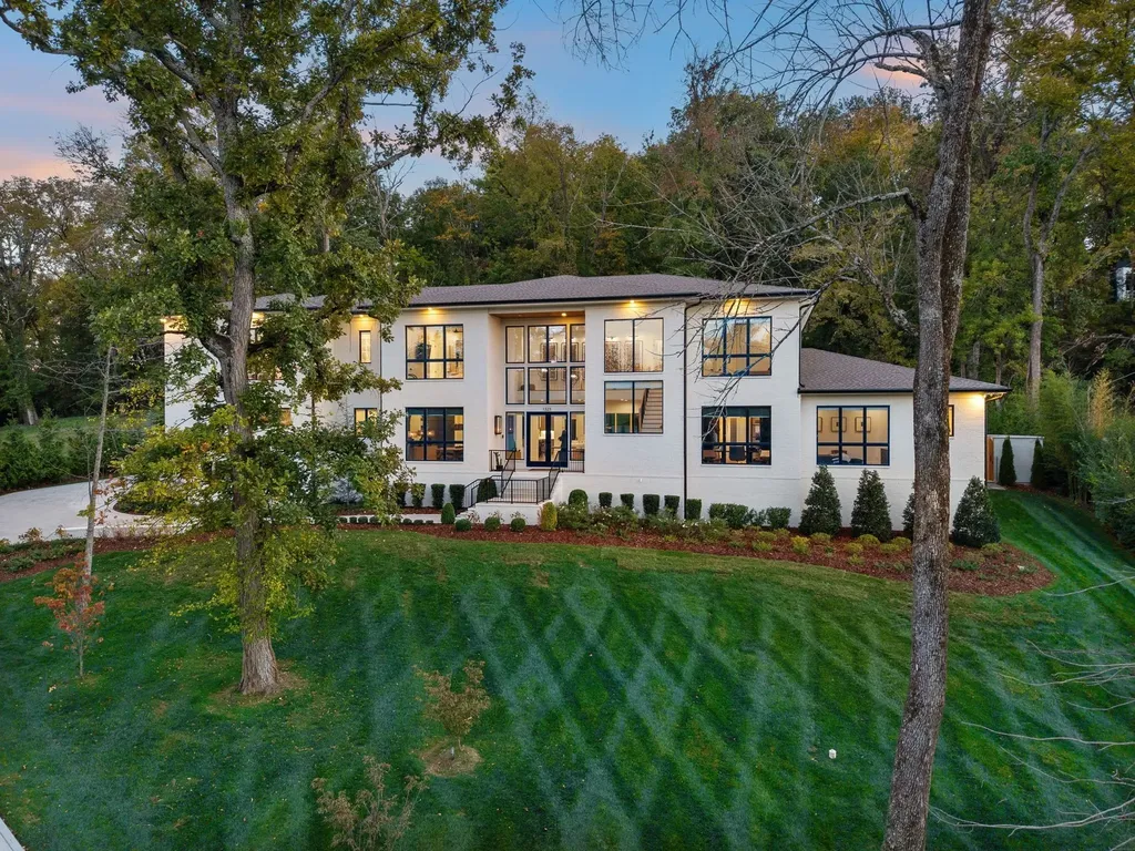 1323 Harding Place Nashville TN 37215