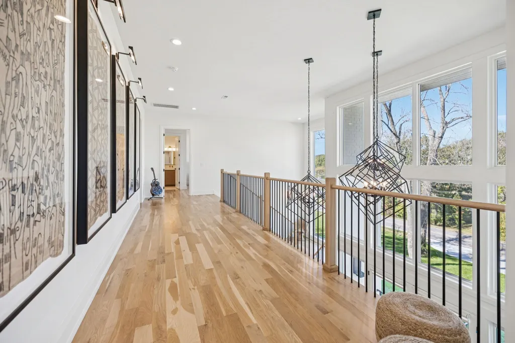 1323 Harding Place Nashville TN 37215