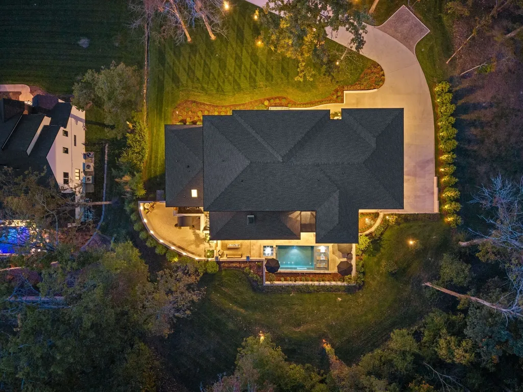 1323 Harding Place Nashville TN 37215