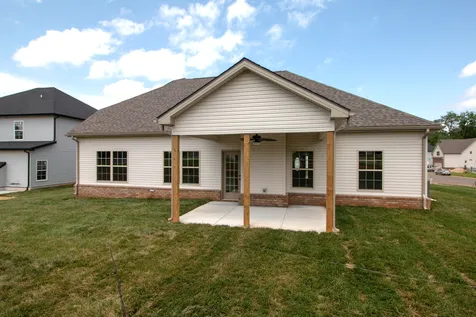 19 Cherry Acres Clarksville TN 37042