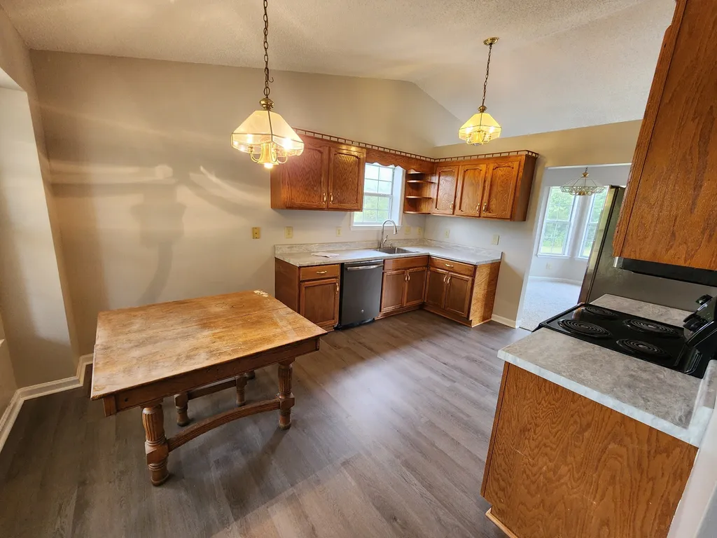1653 Bear Creek Pike Columbia TN 38401