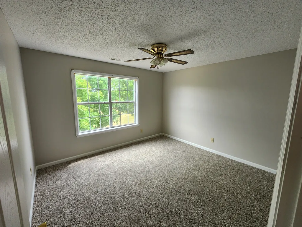 1653 Bear Creek Pike Columbia TN 38401