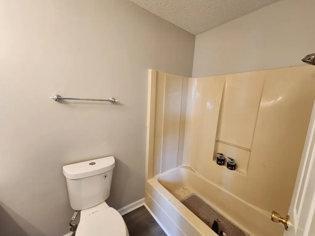 1653 Bear Creek Pike Columbia TN 38401