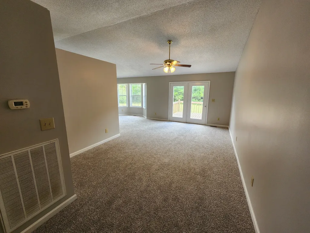 1653 Bear Creek Pike Columbia TN 38401