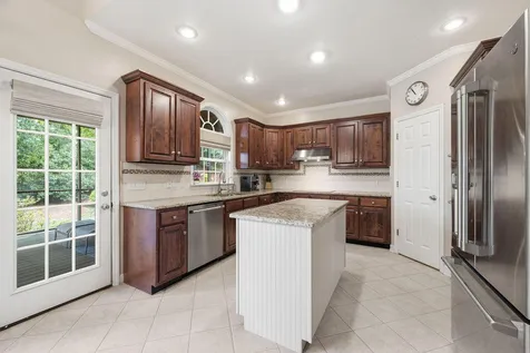 7 Windsor Lane Ringgold GA 30736