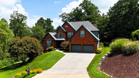 7 Windsor Lane Ringgold GA 30736