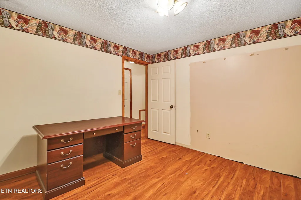 395 Ashley Lane Oneida TN 37841