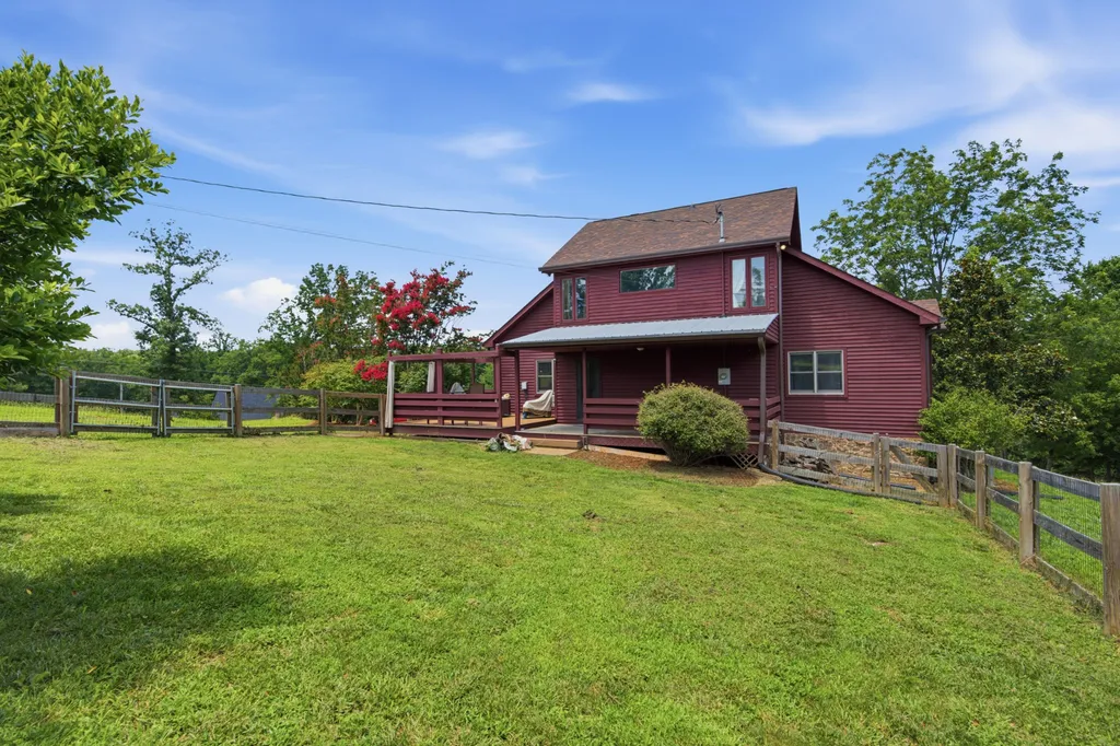 1021 Pine Valley Road Kingston Springs TN 37082