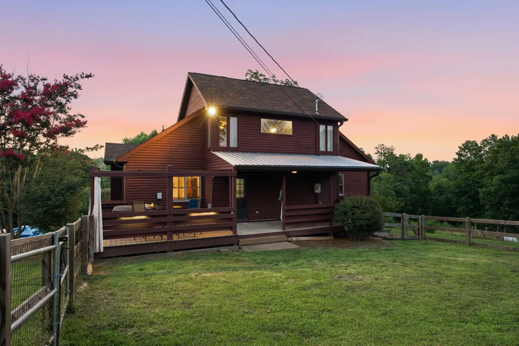 1021 Pine Valley Road Kingston Springs TN 37082