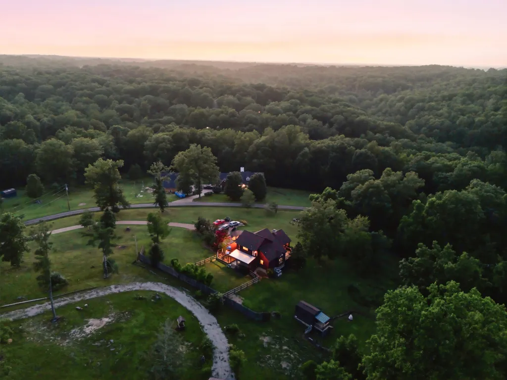 1021 Pine Valley Road Kingston Springs TN 37082