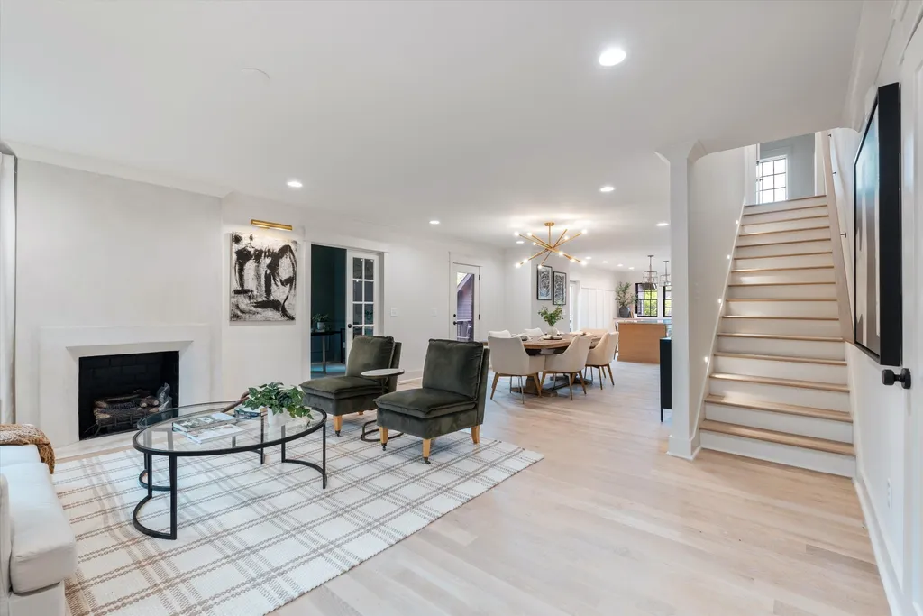 1816 Wildwood Avenue Nashville TN 37212