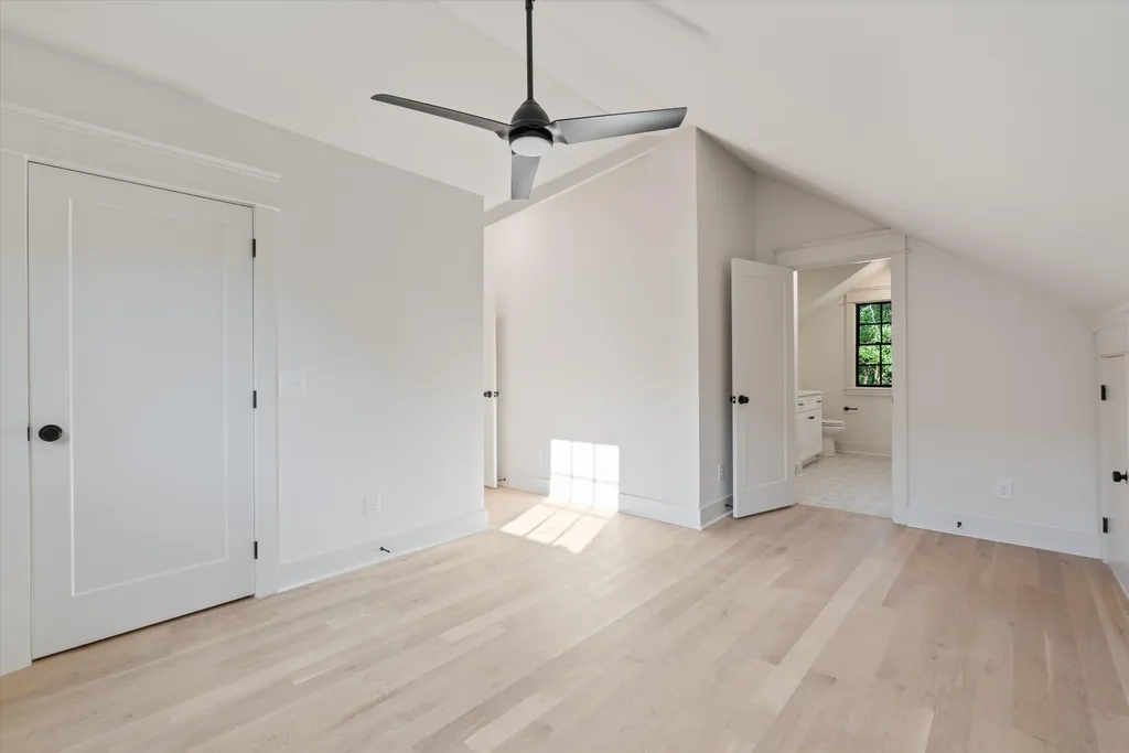 1816 Wildwood Avenue Nashville TN 37212