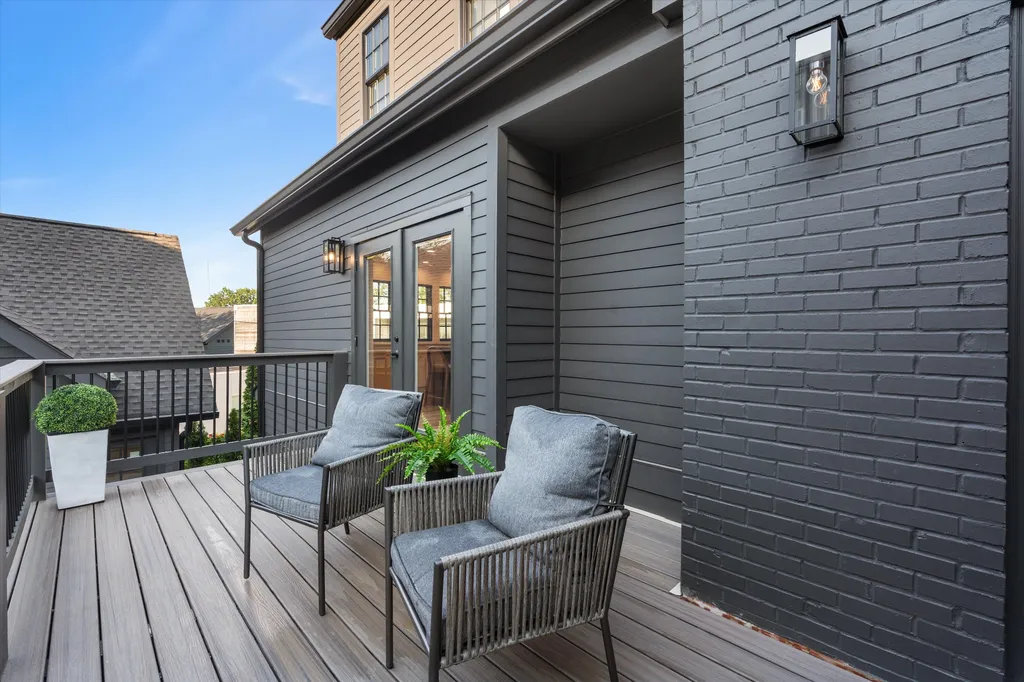 1816 Wildwood Avenue Nashville TN 37212