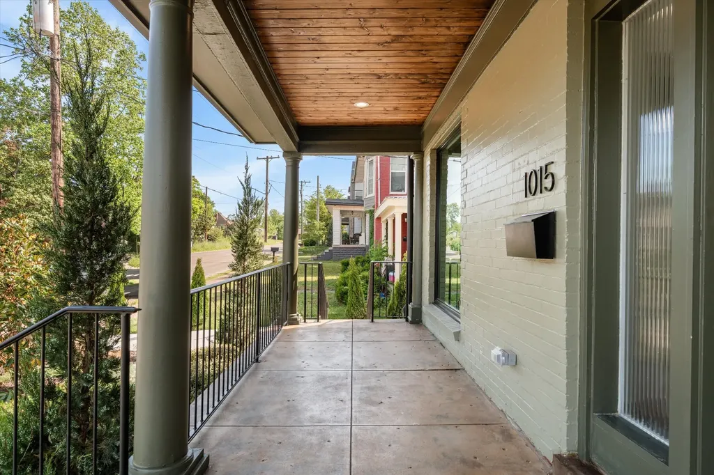 1015 15th Ave, S Nashville TN 37212