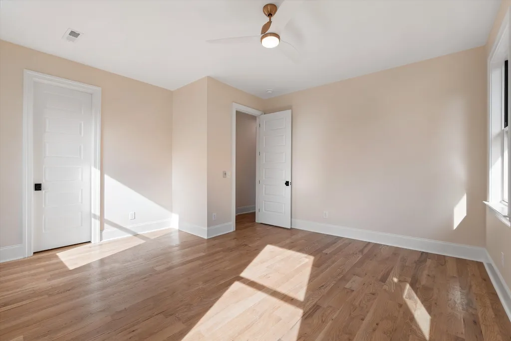 1015 15th Ave, S Nashville TN 37212
