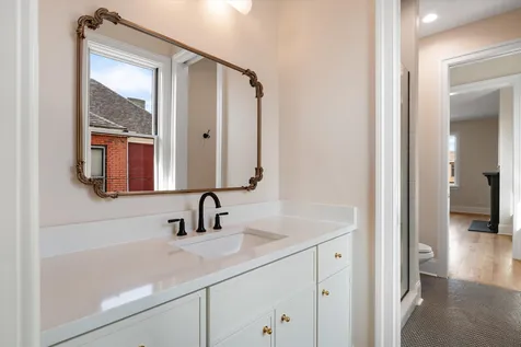 1015 15th Ave, S Nashville TN 37212