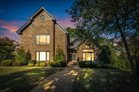 102 Chuzzlewit Down Brentwood TN 37027