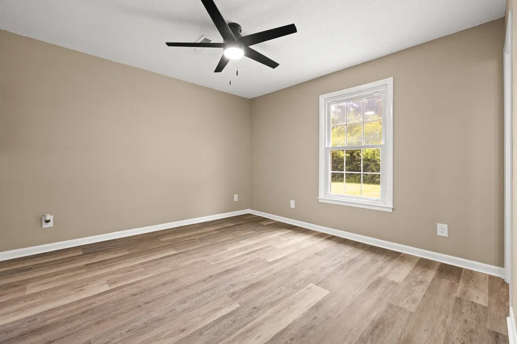4 Park Street Fayetteville TN 37334