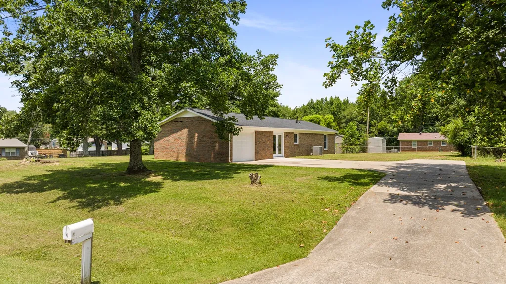 4 Park Street Fayetteville TN 37334