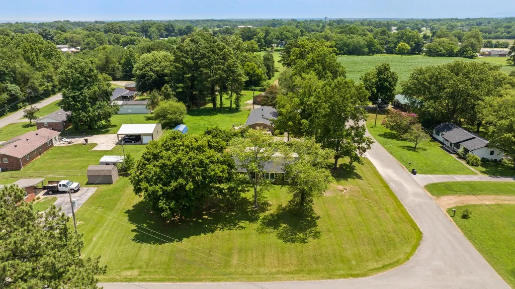 4 Park Street Fayetteville TN 37334