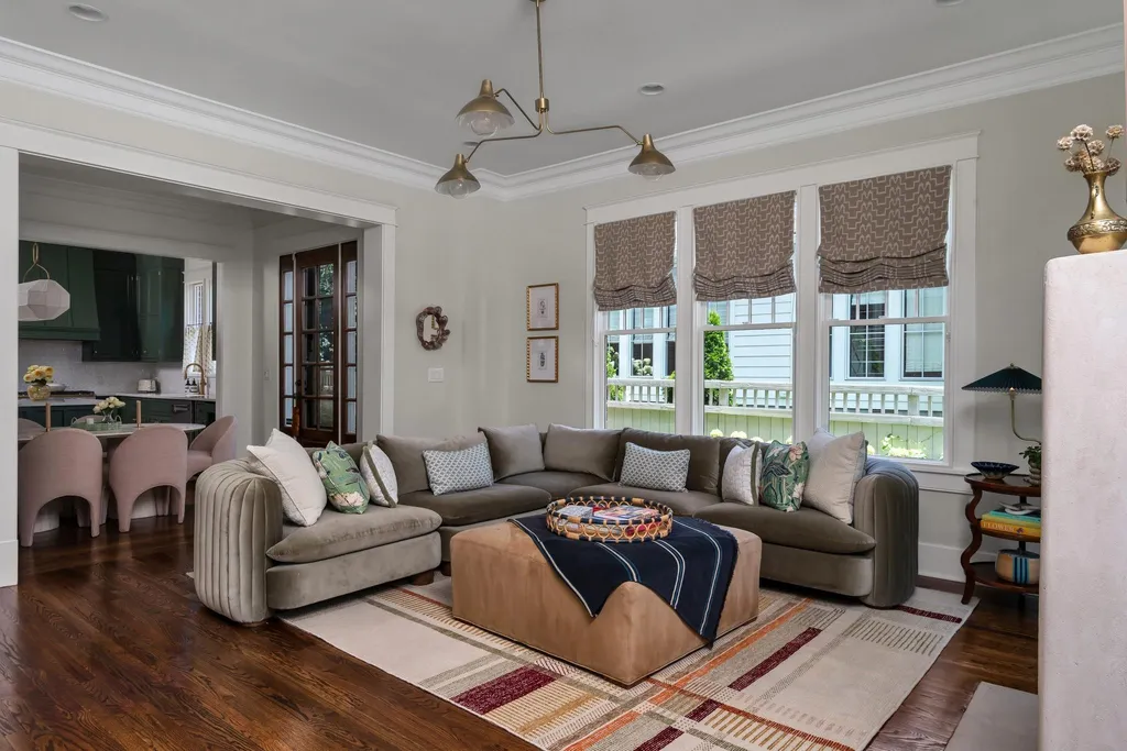 1911 Beechwood Avenue Nashville TN 37212