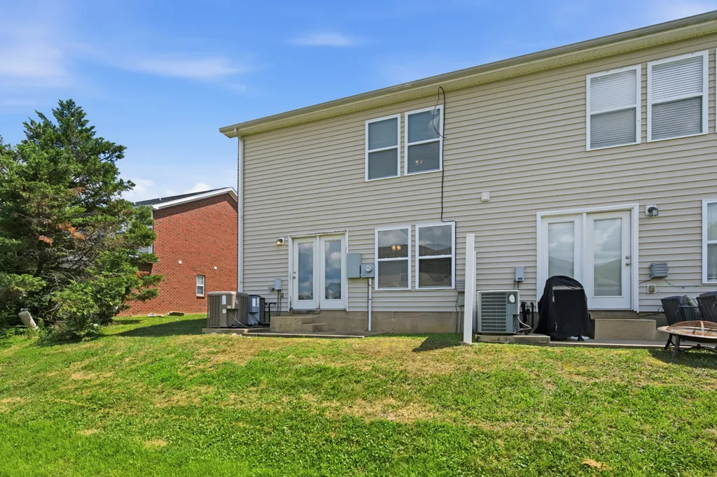 4249 Aurora Circle Murfreesboro TN 37127