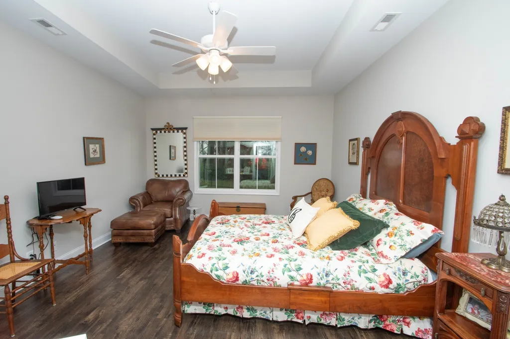 2709 Remington Trace Clarksville TN 37043