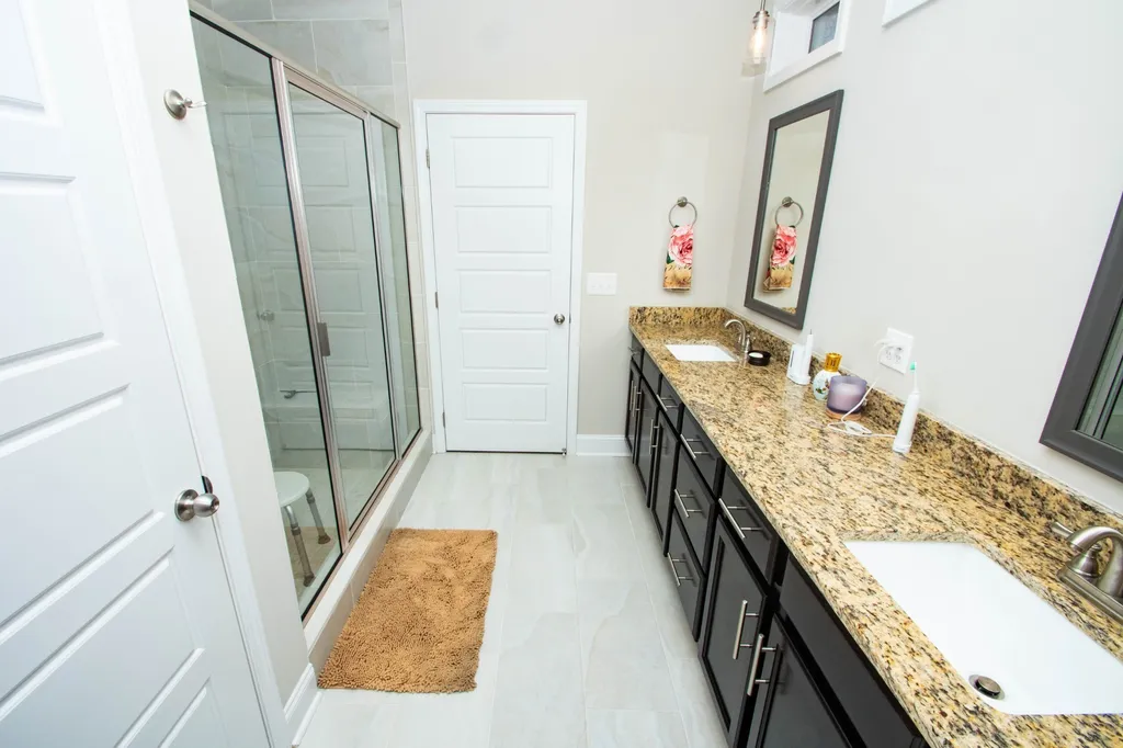 2709 Remington Trace Clarksville TN 37043